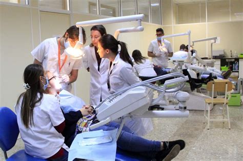 CFGS HIGIENE BUCODENTAL Especialización OMI Instituto INTER