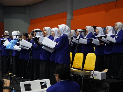 Wisuda Periode Ke 122 Universitas Negeri Malang UM 00011 Universitas