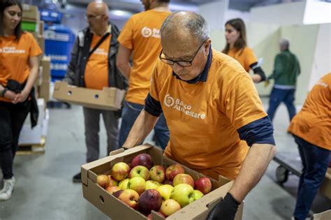 Povert La Crisi Morde Forte In Aumento Le Richieste Di Aiuto Vita It