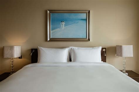 Hotel Rooms & Suites - Radisson Blu, Malta Golden Sands