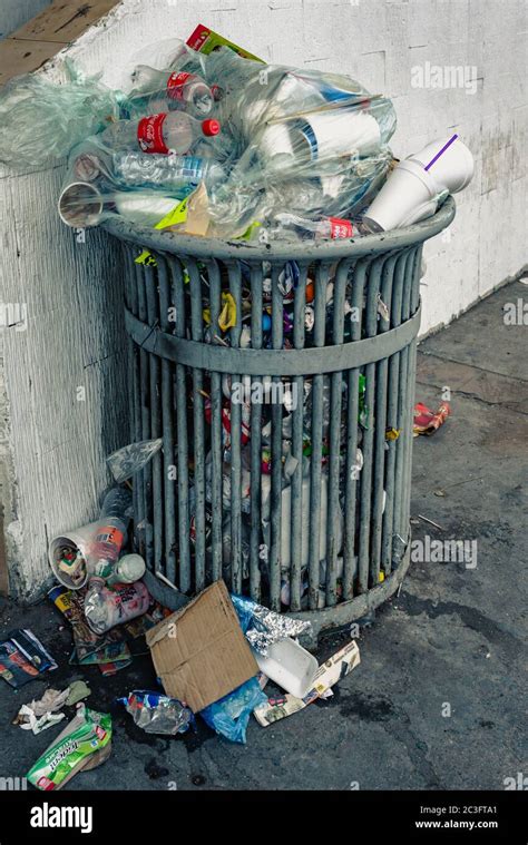 Overflowing Rubbish Bin On City Hi Res Stock Photography And Images Alamy