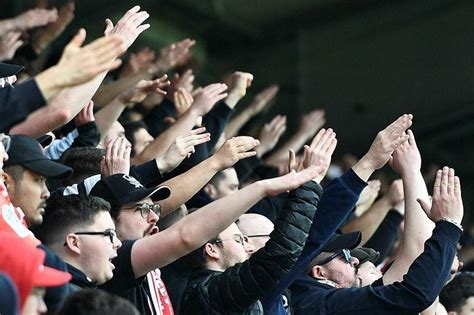 VidÉo Stade Brestois Coupe Deurope Les Supporters Senflamment Après La Nouvelle