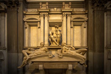 Tomb of Lorenzo II De Medici and Below Lying on the Sarcophagus Stock ...