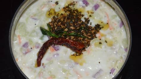 Kheera (Cucumber) Raita Recipe: Indian Yoghurt Dip - Delishably