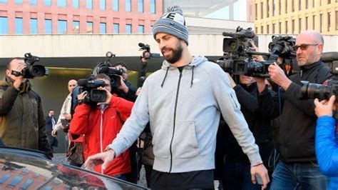 Gerard Piqué condenado a una multa de 48 000 euros por conducir sin