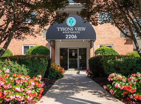 Tysons View Apartments 2206 Pimmit Run Ln Falls Church Va