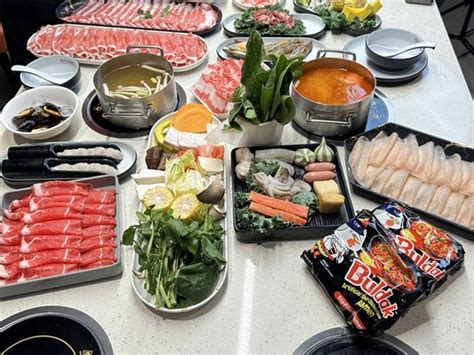 HOT N ROLL HOT POT Updated March 2026 408 Photos 219 Reviews