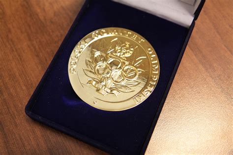 Złoty medal dla rektora Politechniki Rzeszowskiej za zasługi dla