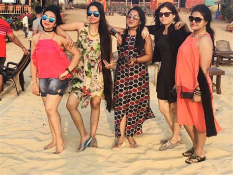 10 Hot Sexy Maitreni Mishra Bikini Pics