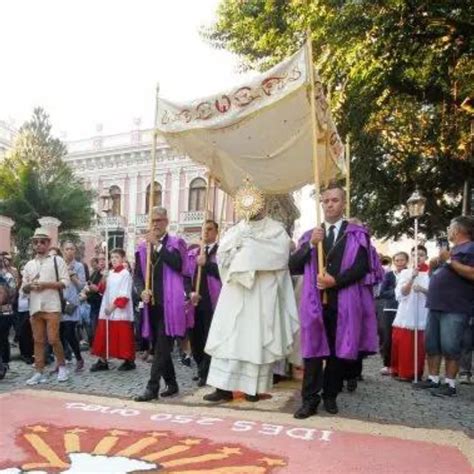 Entenda A Data Os Tapetes E A Solenidade De Corpus Christi Es Hoje