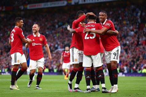 Manchester United 4 1 Chelsea Three Talking Points As Red Devils Book