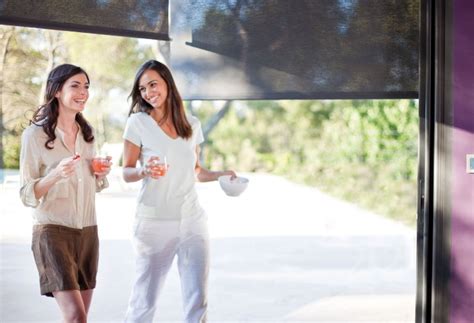 Motorized Outdoor Screens - HD Media Systems