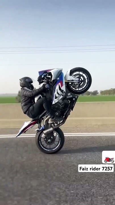 Bmw S1000rr Wheelie Riding 😱🏍😱superbikebmwsupportwheelie Riding