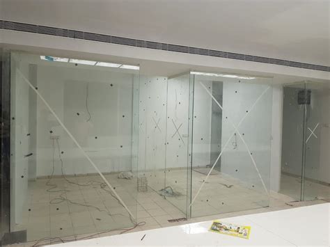 12mm Saint Gobain Clear Toughened Glass At ₹ 135square Feet Tuffen Glass In Mumbai Id