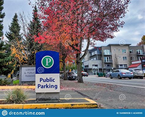 Street View of the King County Public Library and Public Parking Signs ...