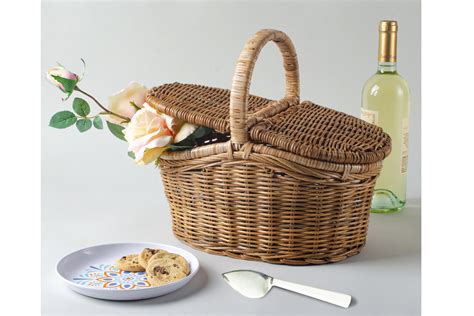 24 best picnic baskets and essentials for 2022 adventures