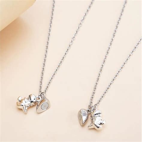 Collier D Amiti Pour Filles Best Friend Dinosaure Chaine Argent