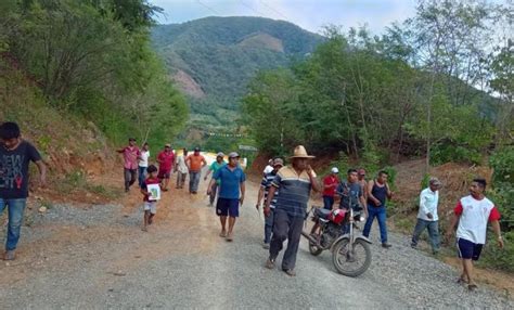 Retienen Ind Genas A Ingeniero Por Incumplimiento De Convenio En Aquila