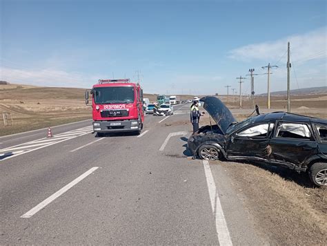 Accident Rutier De Ntre Coste Ti I Ro Ie Ti Cu Dou Autoturisme