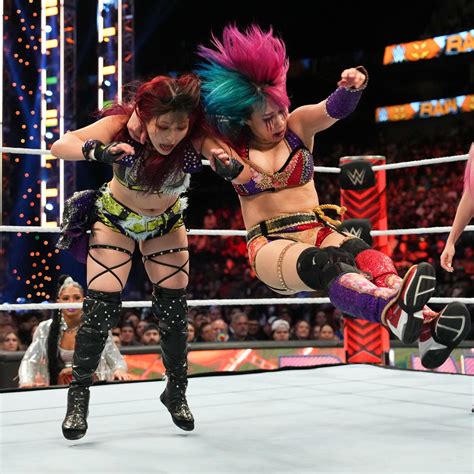 【wwe】アスカが2年半ぶりwwe女子タッグ返り咲き 王者イヨ＆ダコタ組撃破 プロレス写真ニュース 日刊スポーツ