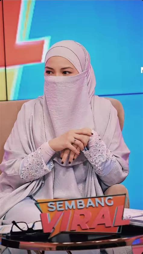 Pin by 𝓐𝓫𝓫𝔂 on Neelofa Fashion Hijab fashion Style