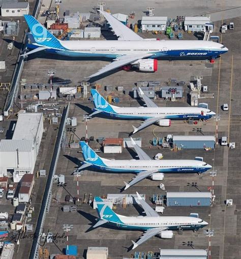 A Great Side By Side Comparison Of The 777 9 And 737 Max 7 10 Parked At Boeing Field © Alberto