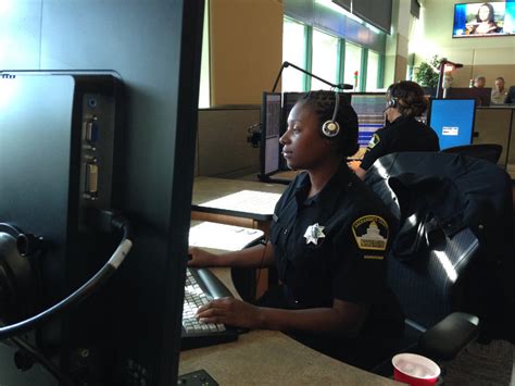 Sacramento Sheriff's Department Gets New Dispatch Center - capradio.org