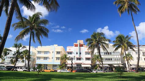 Miami Beach Travel Guide | Miami Beach Tourism - KAYAK