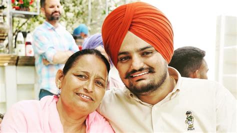 Sidhu Moosewalas Father Breaks Silence On Wifes Pregnancy At 58 So