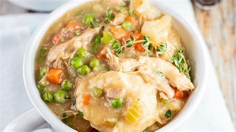 Easy Bisquick Chicken And Dumplings: Tasty Comfort Food Dinner | Bake ...