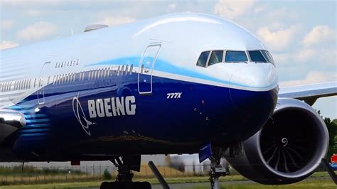 New Boeing 777x Close Takeoff And Landing Youtube