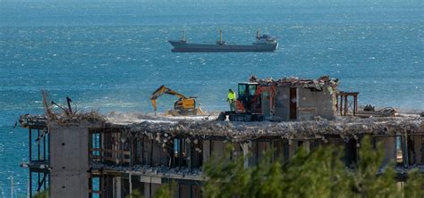 Slobodna Dalmacija U Splitu Zbog Olujnih Udara Bure Prijeti Opasnost