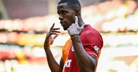 Galatasaray da Trabzonspor maçı öncesi yıldız oyuncudan kötü haber