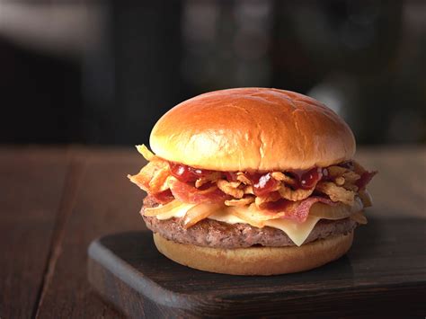 Bunches Of Bacon Beef Up McDonald S New Signature Smokehouse Burger