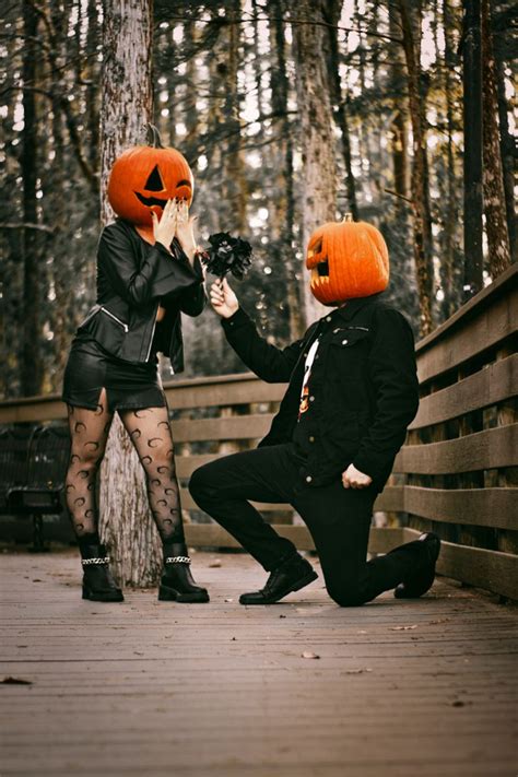 Pumpkin Head Couples Photoshoot Halloween Photography Cute Couple Halloween Costumes