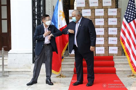 Executive Secretary Salvador Medialdea Chats With Health Secretary