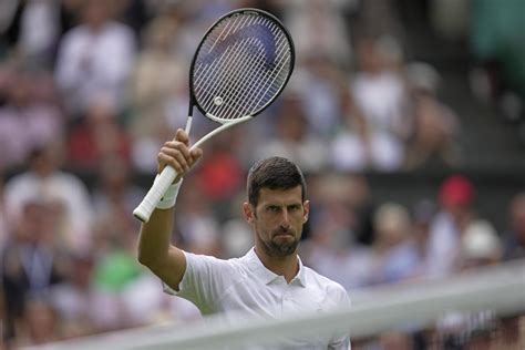 ĐOKOVIĆEV MEČ SE ODLAŽE Novak u PROBLEMU pred duel sa Vavrinkom