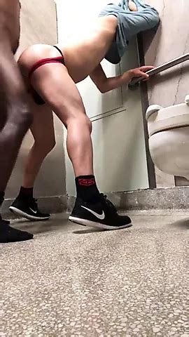 Stall Fucking Gay Interracial Big Cock Porn XHamster