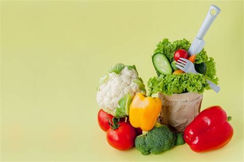 Verduras Org Nicas Br Coli Pepinos Pimientos Manzanas En Bolsa En