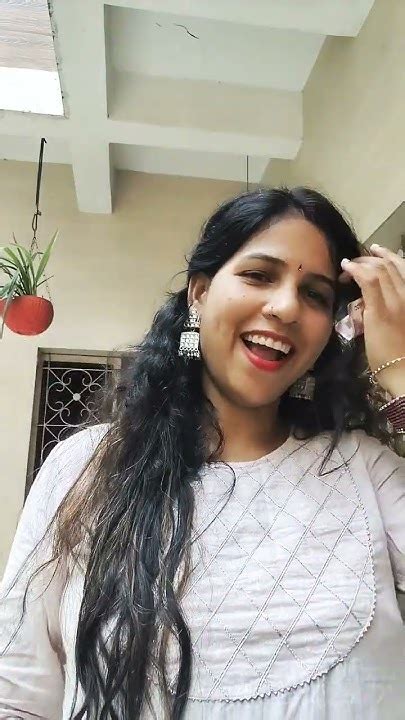 😜🤣😂 अगर आपको पैसे की जरूरत पड़े नrekhastrend Viral Comedy