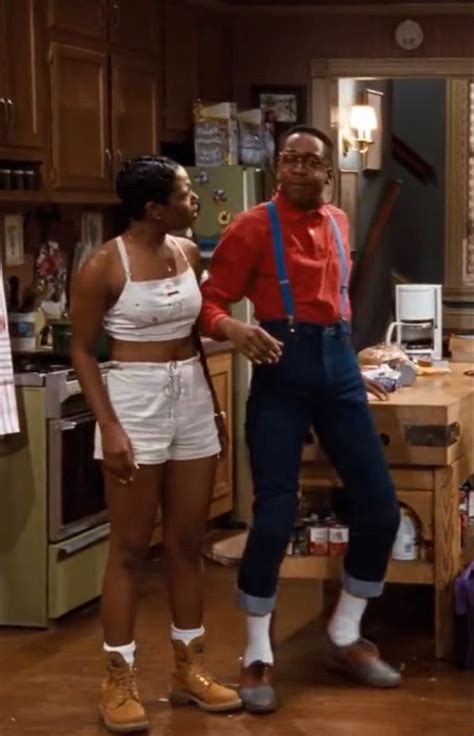 Laura Winslow | 90s 2000s fashion, Laura winslow family matters outfits ...