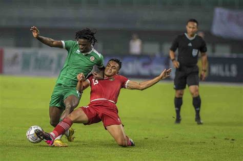 Foto Potret Perjuangan Timnas Indonesia Hancurkan Burundi Di Stadion