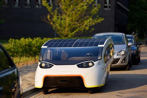 Innovation Startup Une Voiture Solaire Autonome Sur