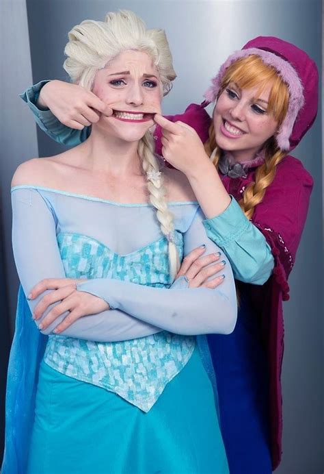 Frozen Anna And Elsa Cosplay