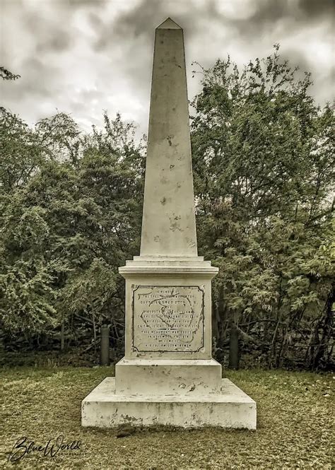 Captain James Cook Monument Exploding Travel