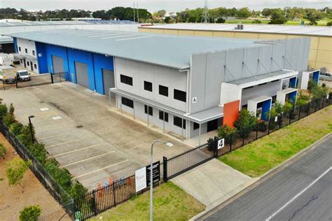 Leased Industrial Warehouse Property At Unit 1 4 Metal Pit Drive