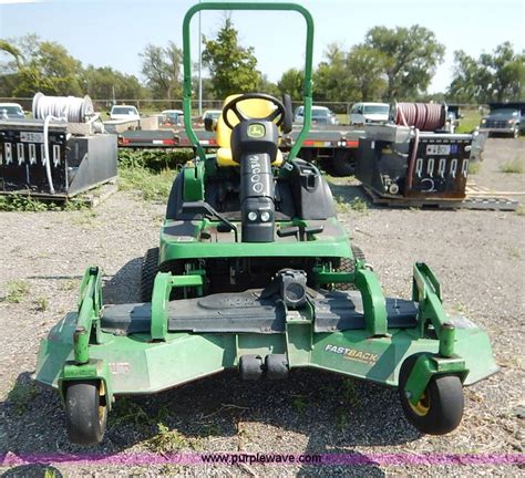 John Deere 135 Series II ZTR Lawn Mower In Wichita KS Item J8149