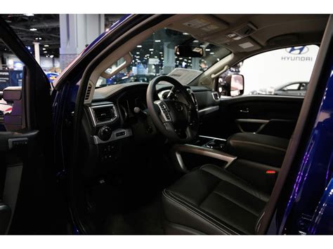 2019 Nissan Titan: 116 Interior Photos | U.S. News