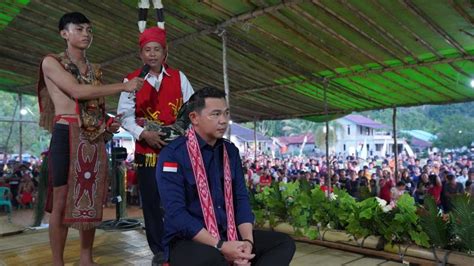 Bupati Sis Tutup Pekan Gawai Dayak Ketemenggungan Suku Dayak Seberuang