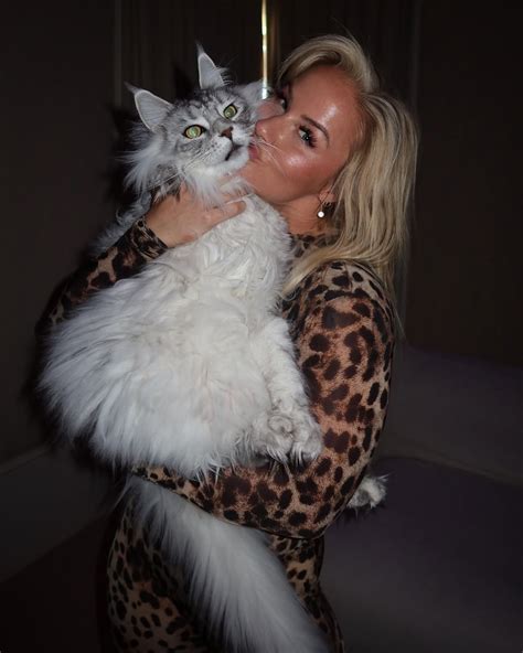 Dani Elle Speegle (@dellespeegle) • Instagram photos and videos